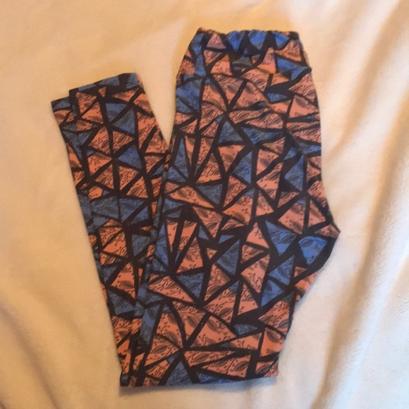 LuLaRoe Pants - Lularoe: Patterned OS Leggings